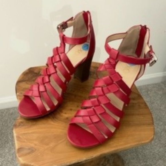 XOXO Baxter Faux Leather Sandal